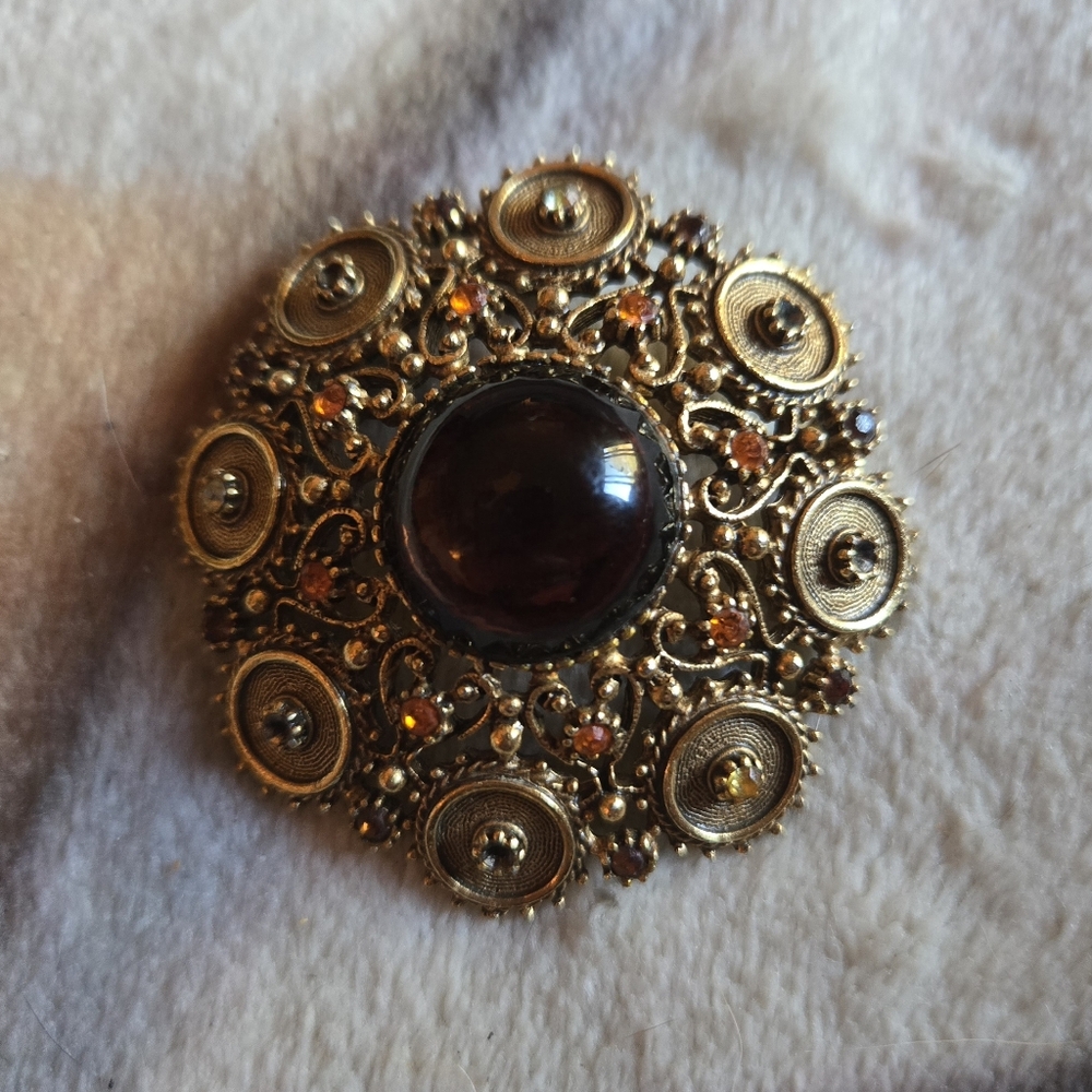 Vintage Brooch